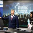 Rosja nie oszczędza na propagandzie Na zdj. z 2010 r. prezydent Dmitrij Miedwiediew w oddziale Russi