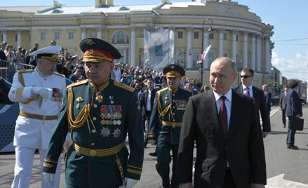 Minister obrony Siergiej Szojgu i prezydent Władimir Putin