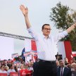 Premier Mateusz Morawiecki podczas spotkania z mieszkańcami w Kraśniku