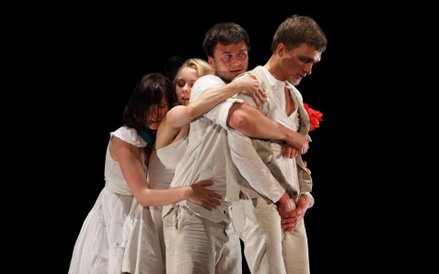 Wieczór z Teatrem Pracownia Fizyczna - Piątka. Fot. Jakub Wittchen