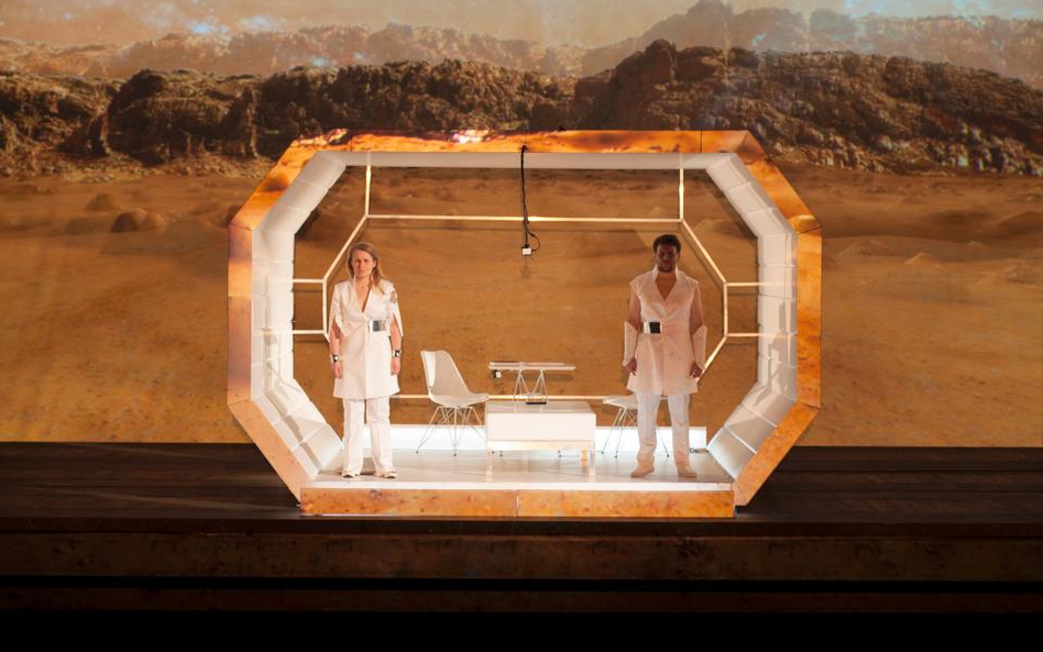 Próba spektaklu "Space Opera" - na zdjęciu od prawej: Ewa - Magdalena Wachowska i Adam - Bartłomiej 