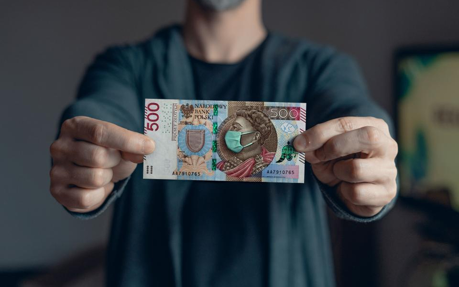 Koronawirus: świadczenie postojowe również dla studenta – zleceniobiorcy