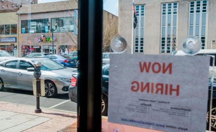 The New York Times: Odłożone decyzje