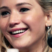 Jennifer Lawrence tropi neonazistów