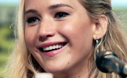 Jennifer Lawrence tropi neonazistów