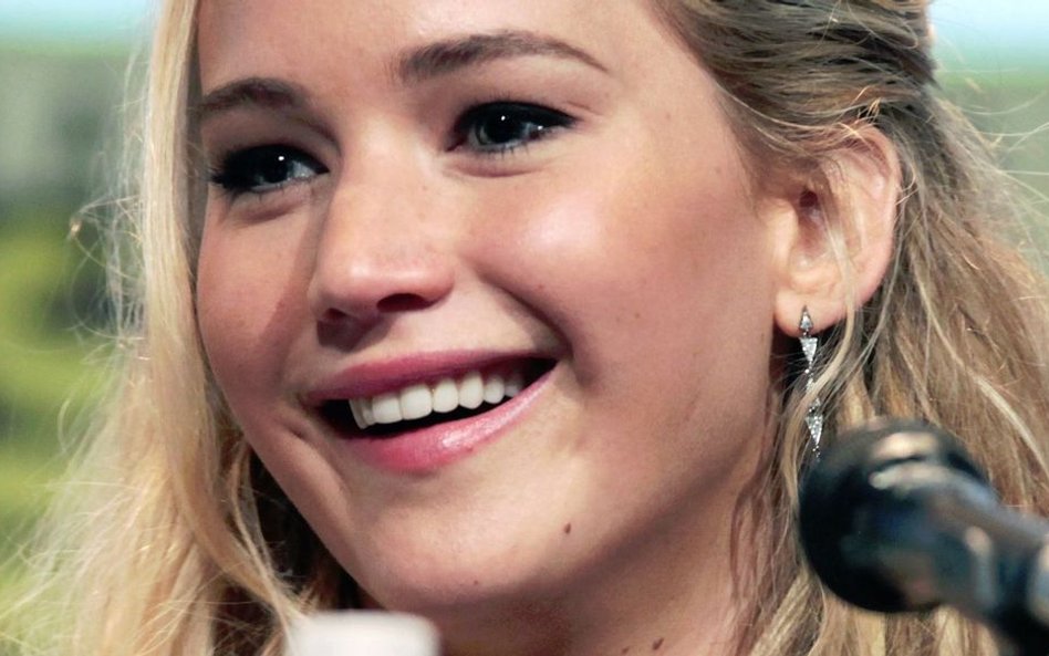 Jennifer Lawrence tropi neonazistów