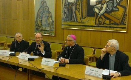 Na zdjęciu (od lewej): ks. Józef Kloch, abp Wojciech Polak, bp Artur Miziński, ojciec Adam Żak