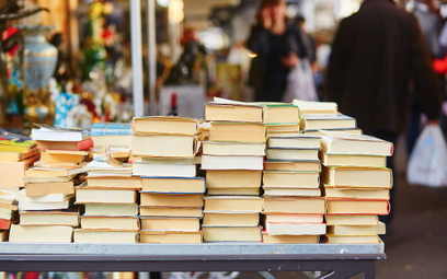 Milion książek na święta. Tokarczuk najpopularniejsza