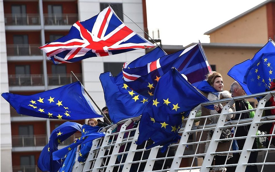 Brexit do 1 lipca, albo Brytyjczycy muszą wybrać europosłów