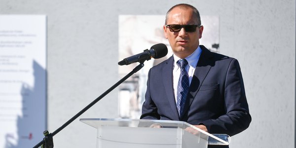 Członek RPP Zarzecki: podwyżka stóp procentowych bardziej prawdopodobna niż obniżka w Q1 2027