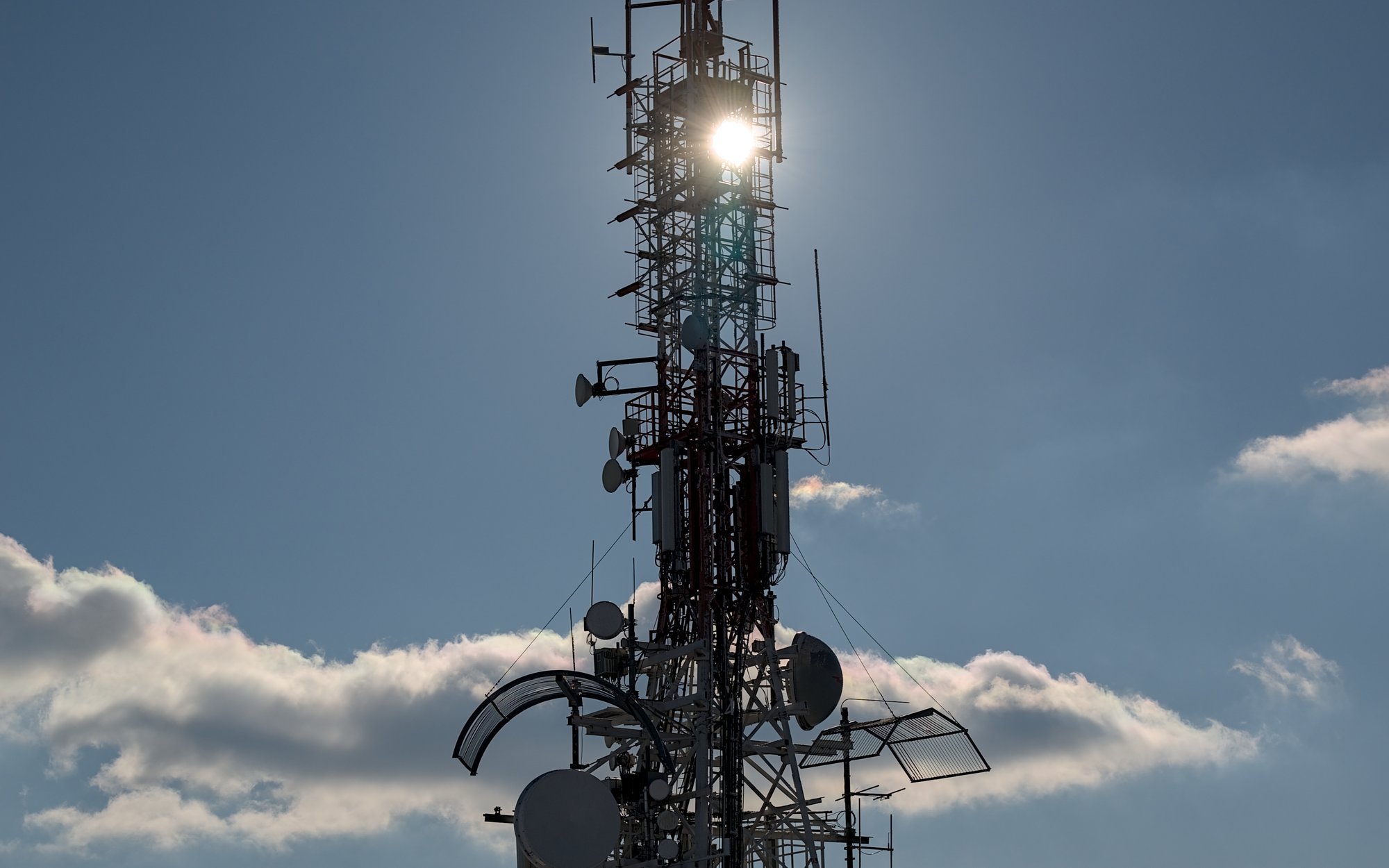 Ukraińskie drony zniszczyły nadajnik tajemniczej rosyjskiej stacji radiowej, która nadawała tylko brzęczenie