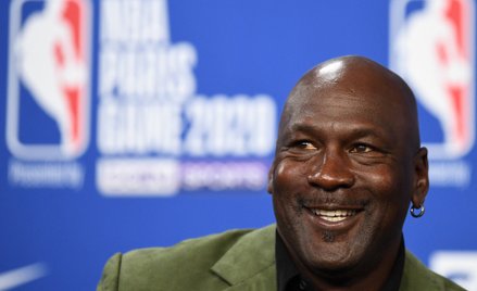 Michael Jordan kilka tygodni temu sprzedał pakiet większościowy akcji Hornets za 3 mld dolarów. To p