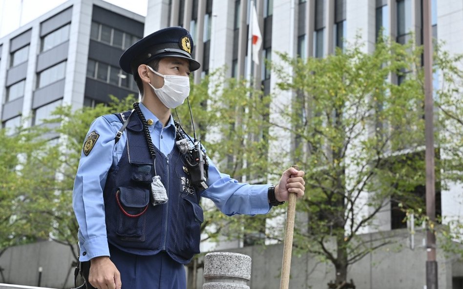 Mężczyzna podpalił się w proteście przeciwko pogrzebowi Shinzo Abe