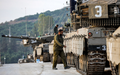 Izraelska armia zbiera się na granicy ze Strefą Gazy