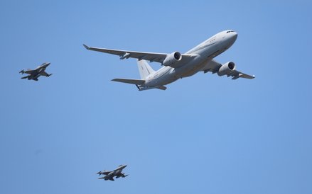 W pokazie lotniczym wzięły udział samoloty sojusznicze