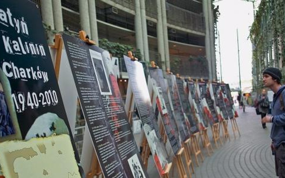 Wystawa w BUW towarzyszy wydaniu książki „Katyń. Ocalona pamięć”, nad którą Andrzej Krzysztof Kunert