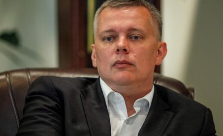 Kilka lat temu Jaki przynosił do Sejmu karalucha w słoiku, dziś staje się jedną z twarzy PiS