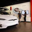 Tesla mocno traci po silnych zwyżkach