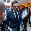 Minister finansów i gospodarki Andrzej Domański opuszczający spotkanie ministrów finansów i prezesów