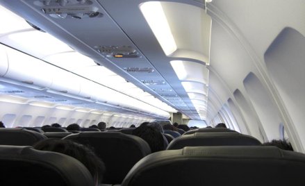 CIT: zapłata za bilet w biurze podróży bez podatku u źródła