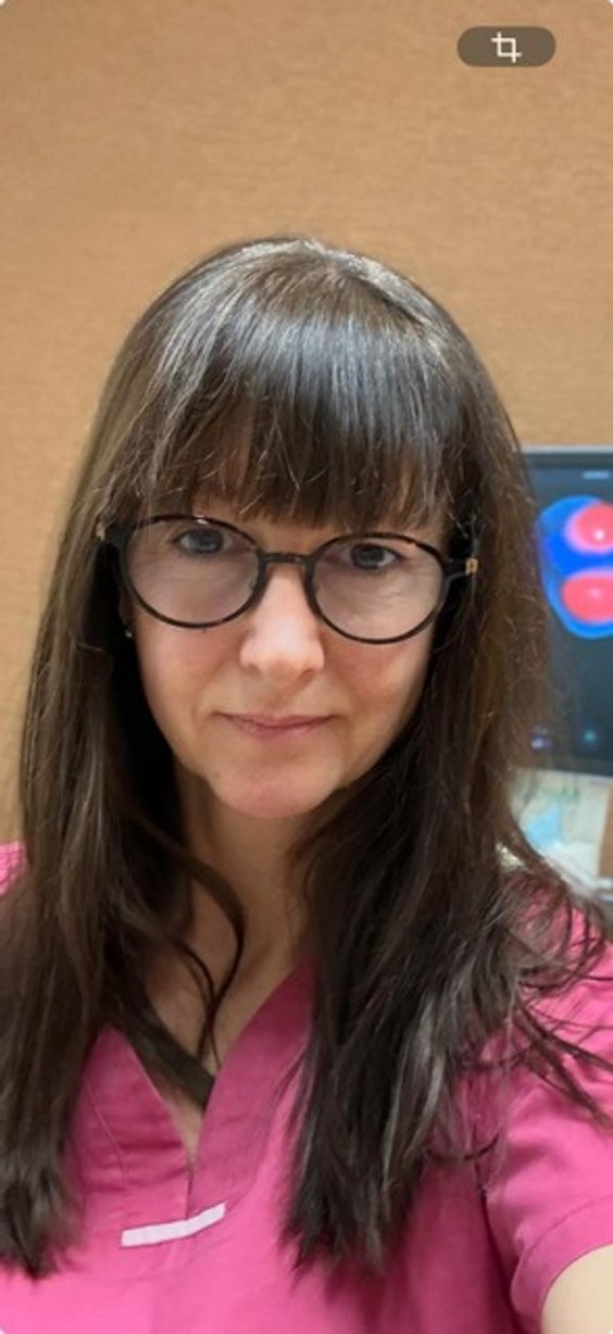 Doktor habilitowany medycyny, specjalista ginekologii i położnictwa, ginekologii onkologicznej, endo