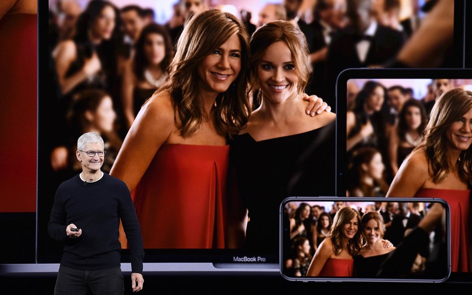 Prezes Apple`a Tim Cook wprowadza na rynek Apple TV+