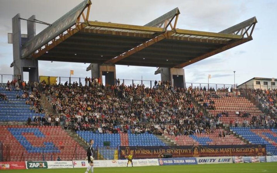 Trzeba badać, ile stadion ma miejsc