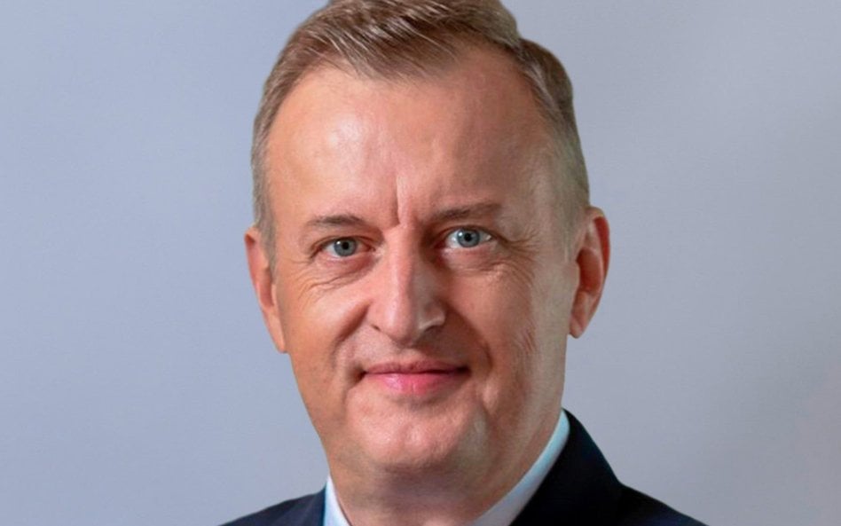 Pomimo zmiennego otoczenia wypracowaliśmy solidny wy- nik EBITDA skorygowana - podkreśla prezes Adam