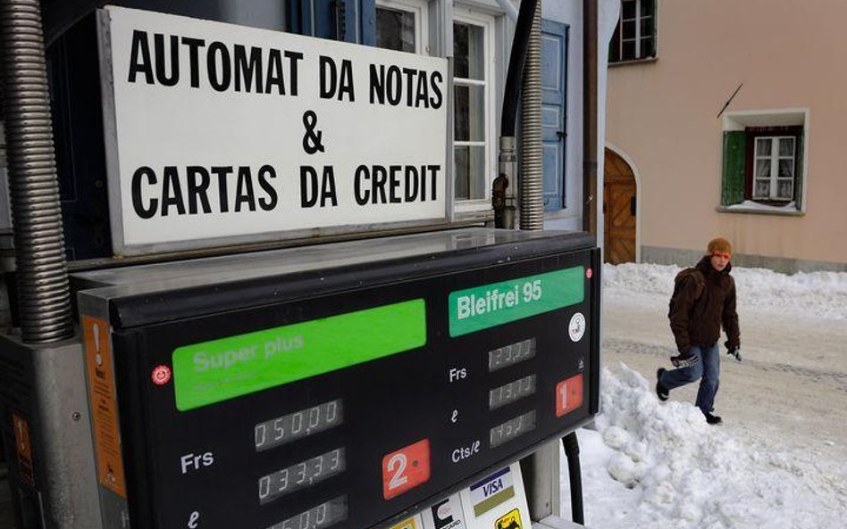 Więcej bezrobotnych Szwajcarów, ale inflacja ostro w dół