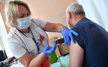 Koronawirus. Liczba szczepień na COVID w Polsce przekroczyła 30 mln