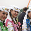 W Polsce Tatarzy się dostosowali i tradycyjne stroje noszą tylko na potrzeby pokazów folklorystyczny