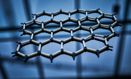 Nowy materiał, magnetyczny odpowiednik grafenu, może przynieść wielki postęp w miniaturyzacji elektr
