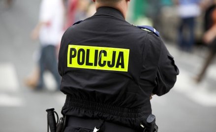 Mieli poniżać i stosować przemoc wobec bezdomnych. Policjanci z zarzutami