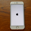 Błąd iPhone'a. Zmiana daty niszczy telefon