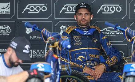 Bartosz Zmarzlik (na zdjęciu) po siedmiu rundach Grand Prix ma 21 punktów przewagi nad drugim w klas