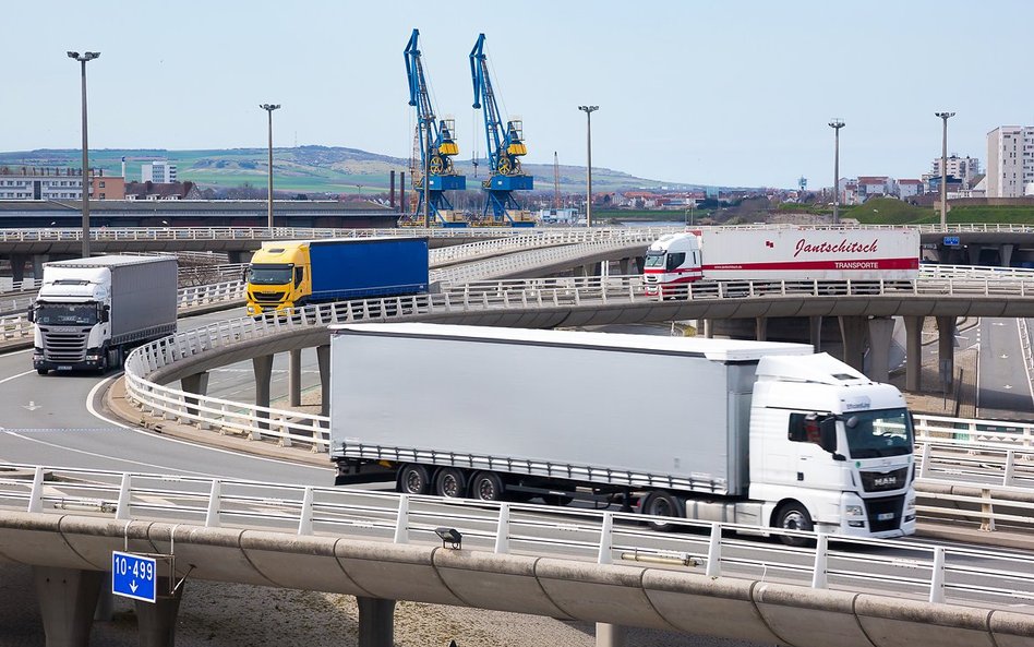 Sądne dni w porcie Calais