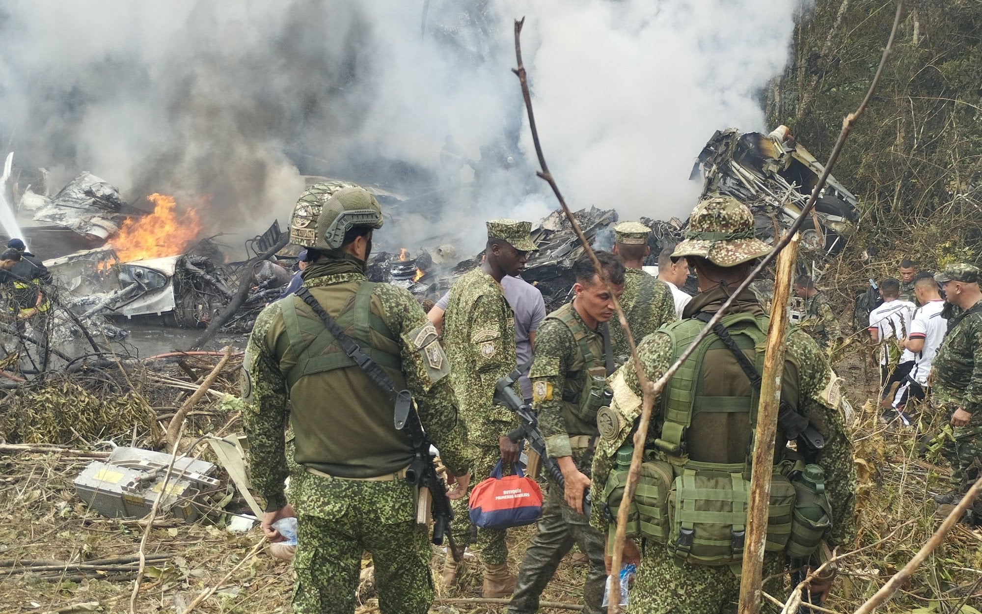 "They bought scrap that broke down." Military plane crash in Colombia, many victims