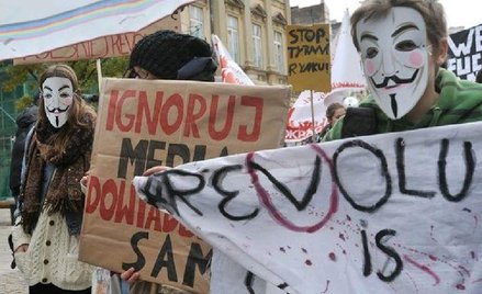 Marsz „oburzonych” w stolicy zorganizowali uczniowie Wielokulturowego Liceum im. Jacka Kuronia