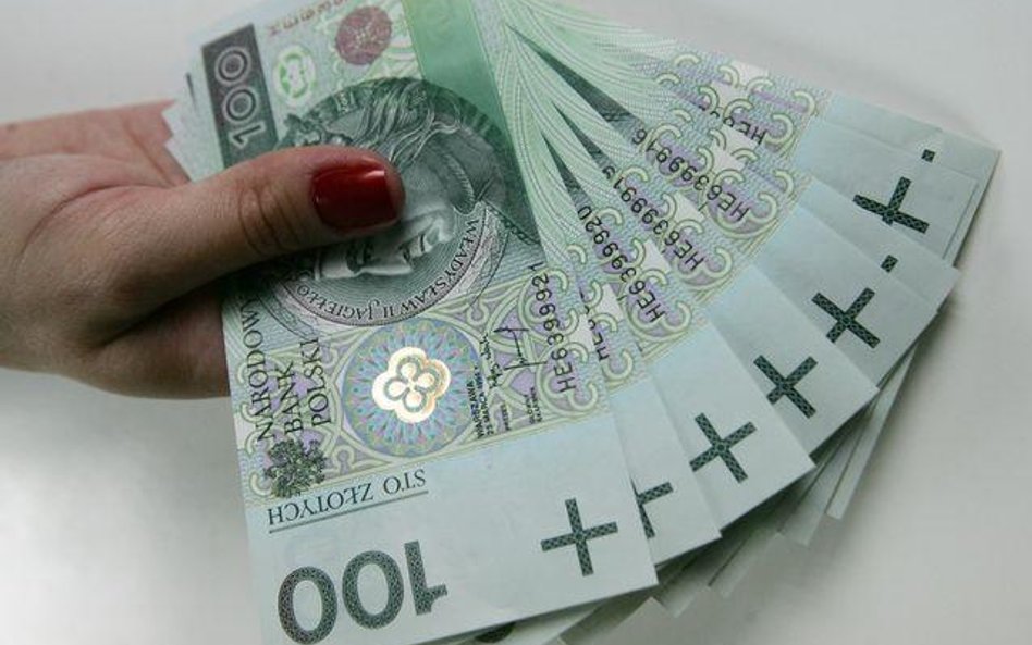 Rozstrzelone prognozy dla złotego