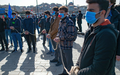 Ujgurzy: test sumienia Europy