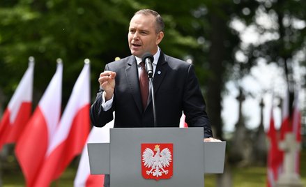 Prezydent Karol Nawrocki podczas uroczystych obchodów Narodowego Dnia Pamięci o Polakach – Ofiarach 