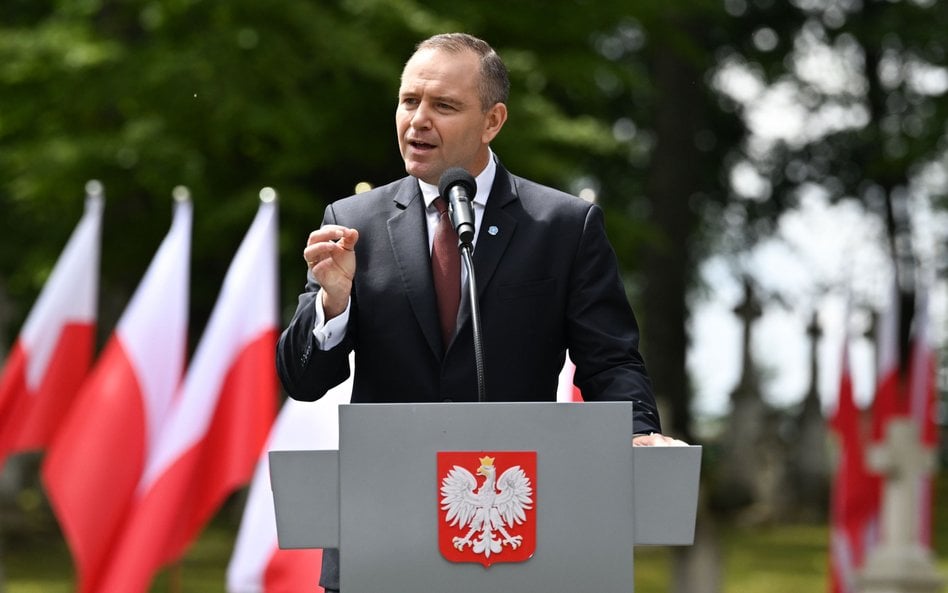 Prezydent Karol Nawrocki podczas uroczystych obchodów Narodowego Dnia Pamięci o Polakach – Ofiarach 