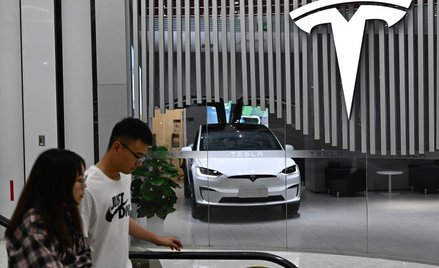 Triumfalny powrót Tesli do aktywów funduszy