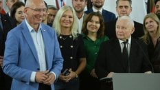 Prezes Prawa i Sprawiedliwości Jarosław Kaczyński oraz nowy członek KP PiS Sławomir Skwarek