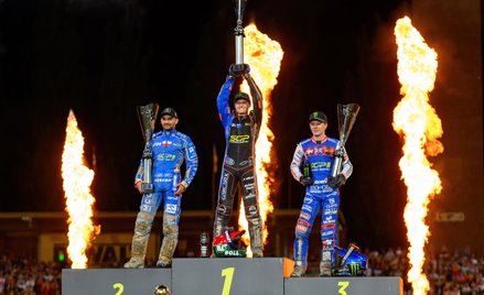 Podium Grand Prix we Wrocławiu. Od lewej: drugi Bartosz Zmarzlik, zwycięzca Brady Kurtz i trzeci Dan