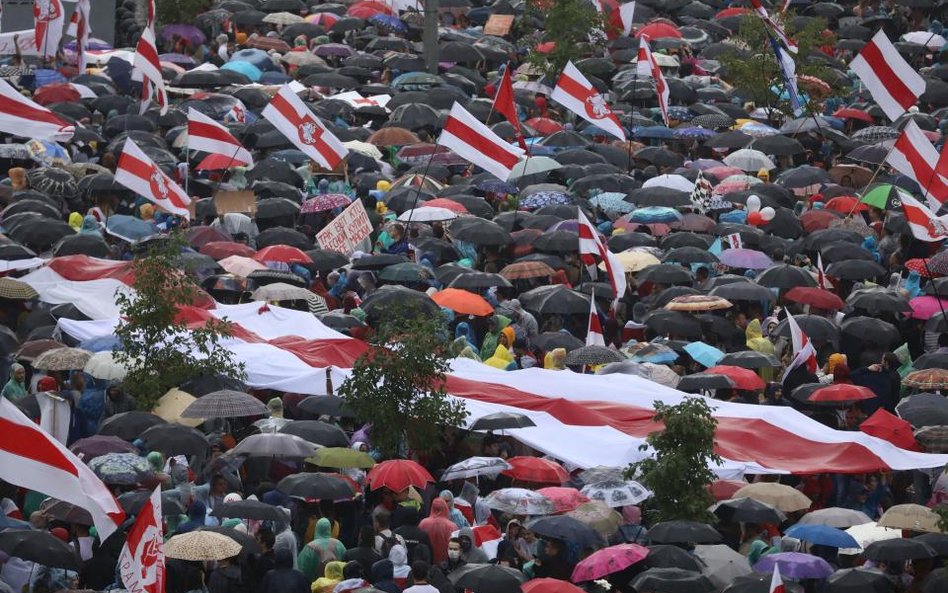 Giełdowe firmy zaangażowane na Białorusi bacznie obserwują sytuację