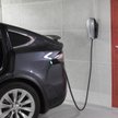Tesla pokaże nowe superładowarki