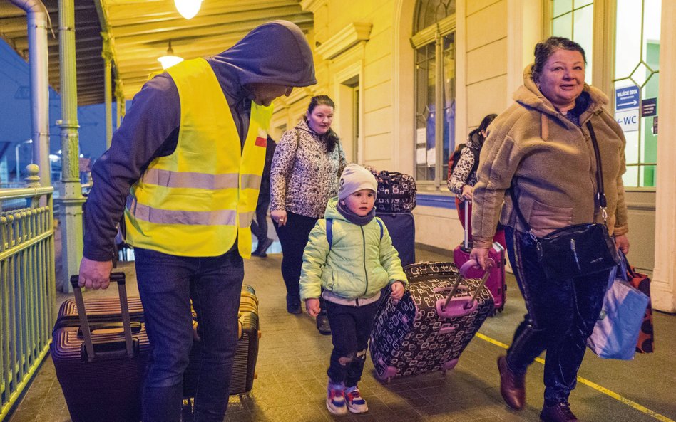 Uchodźcy na dworcu kolejowym PKP, Przemyśl, 27 marca 2022 r.