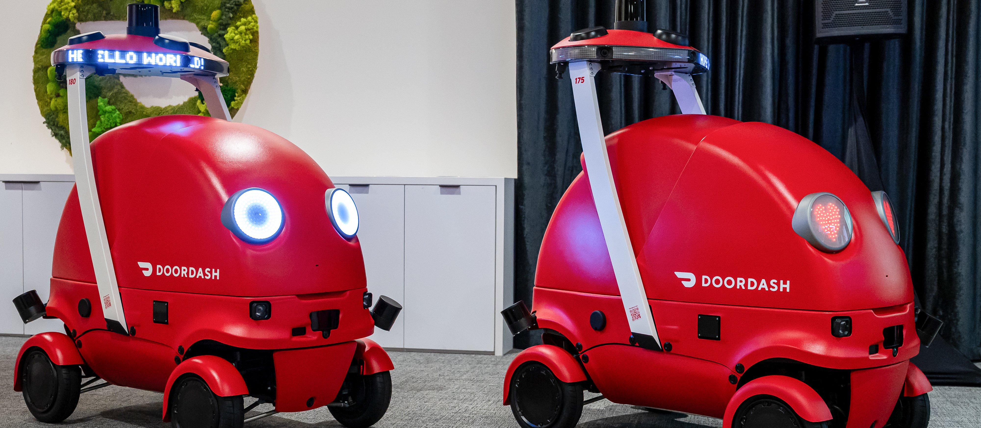 Dlaczego roboty mają wielkie oczy? Jest istotny powód