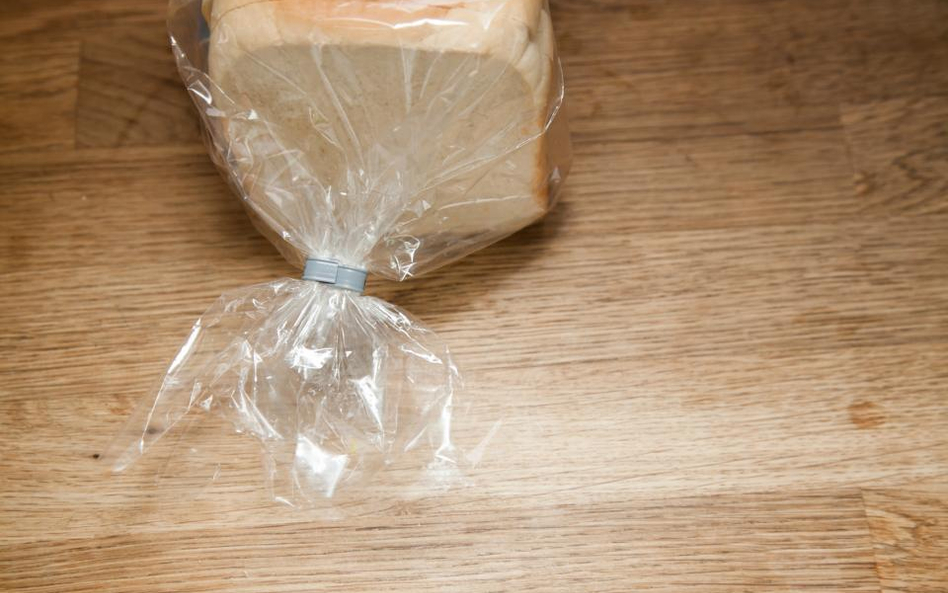 Księgowanie foliowych torebek do pakowania chleba